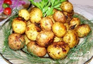 Картофель в духовке в кожуре - фото шаг 4
