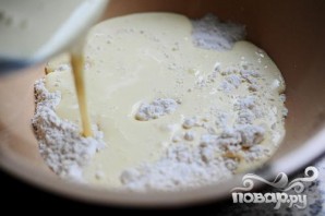 Пирог со сгущенным молоком - фото шаг 3