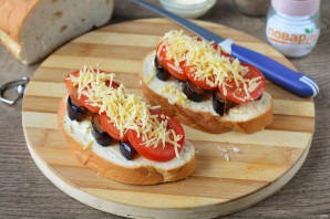 Горячие бутерброды с баклажанами - фото шаг 7