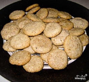 Ореховое печенье с шоколадом - фото шаг 3