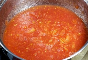 Курица в томатном соусе - фото шаг 2
