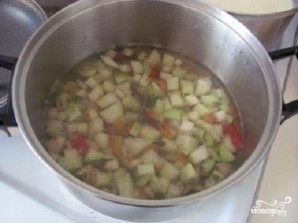 Суп из кольраби с гренками - фото шаг 2