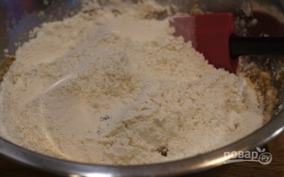 Пирог с сухофруктами без сахара, яиц и масла - фото шаг 3