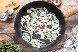 Постная пицца с грибами - фото шаг 11