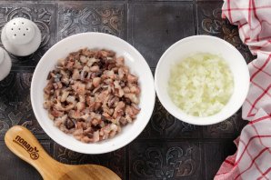 Селедка под шубой с яйцом