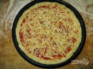 Простой рецепт пиццы без дрожжей - фото шаг 6