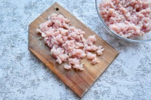 Котлеты "Растрепки" из куриного филе - фото шаг 2