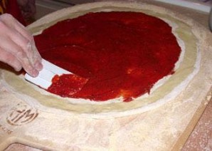 Пицца с беконом - фото шаг 6