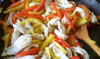 Курица по-тайски с овощами - фото шаг 2