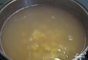 Томатный суп с перловкой - фото шаг 2