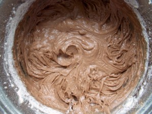 Кекс шоколадный с черносливом - фото шаг 5