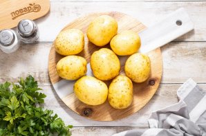 Картофель в фольге в духовке - фото шаг 2