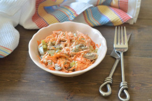 Салат с сердечками, морковью и луком - фото шаг 9