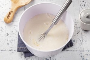 Блинчики на молоке нежные - фото шаг 3