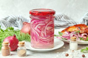 Лук с уксусом - фото шаг 7