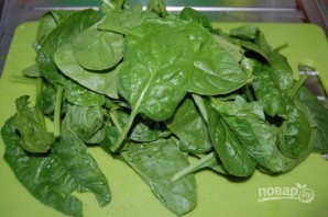 Салат из шпината свежего - фото шаг 1
