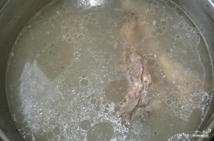 Суп со свининой на косточке - фото шаг 2