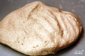 Домашний хлеб с орехами, базиликом и козьим сыром - фото шаг 3