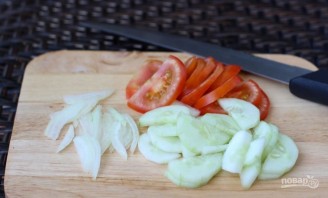 Легкий салат с тунцом - фото шаг 1