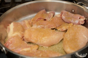 Куриное филе в чесночном соусе - фото шаг 3