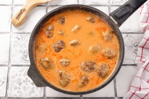 Фрикадельки с подливкой - фото шаг 12