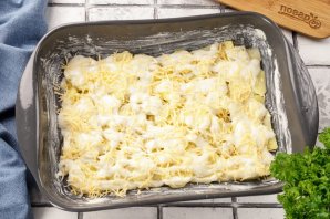 Запеканка с фаршем под соусом Бешамель