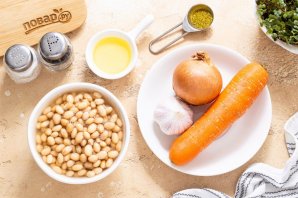 Фасоль с луком - фото шаг 1