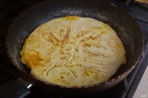 Хачапури с сулугуни на сковороде - фото шаг 9