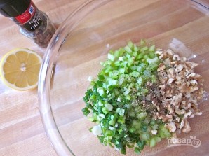 Салат из консервы тунца - фото шаг 2