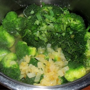 Суп-пюре из брокколи и кабачков - фото шаг 7