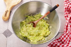 Оладьи из кабачков в аэрогриле - фото шаг 5