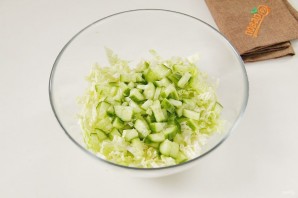 Новогодний салат "Пятачок" - фото шаг 5