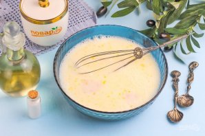 Блины дрожжевые на молоке - фото шаг 3