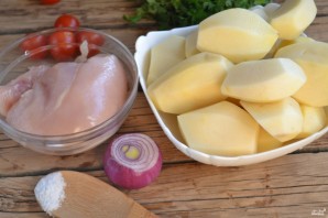 Куриное филе с картошкой в духовке - фото шаг 1