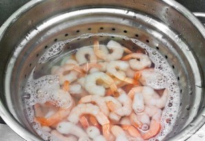 Фетучини с морепродуктами в сливочном соусе - фото шаг 2