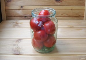 Маринованные помидоры на зиму - фото шаг 3