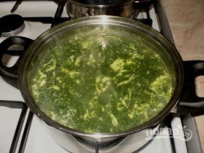 Суп из шпината с яйцом - фото шаг 9
