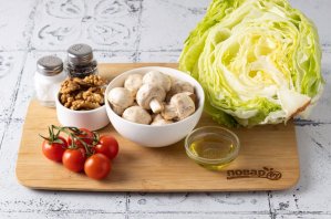 Салат с грибами и грецкими орехами - фото шаг 1