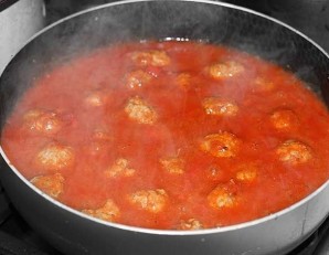 Тефтели под томатным соусом - фото шаг 9