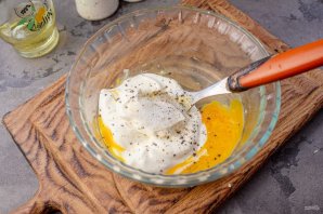 Цветная капуста в чесночном соусе запечённая под сыром - фото шаг 4