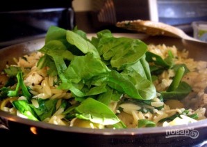 Теплый салат с рисом и курицей - фото шаг 5
