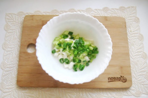 Зеленый салат с сыром фета - фото шаг 4