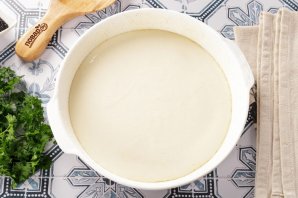 Шарлотка с капустой - фото шаг 9