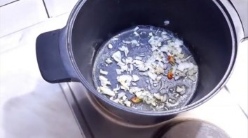 Крем-суп из тыквы - фото шаг 2