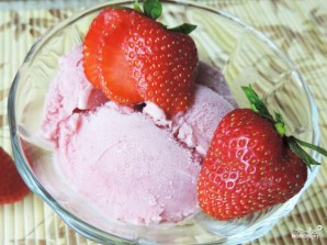 Домашнее клубничное мороженое - фото шаг 3