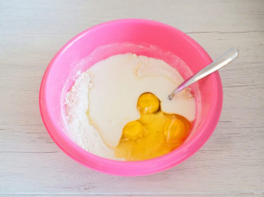 Кекс на йогурте в мультиварке - фото шаг 3