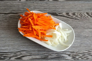 Индейка с сельдереем и морковью - фото шаг 3