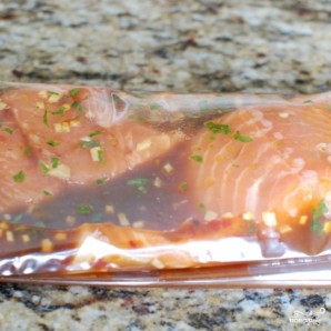 Лосось в китайском соусе, запеченный в духовке - фото шаг 5