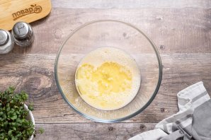 Пирожки с солеными грибами - фото шаг 3