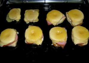 Бутерброды с ананасами и ветчиной - фото шаг 5